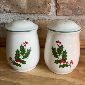Mistletoe Holly Salt & Pepper Christmas Shakers